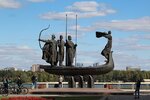 Памятник_основателям_Киева.JPG